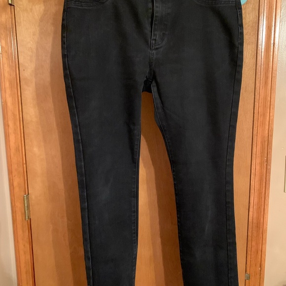 Black jeans - Picture 2 of 2